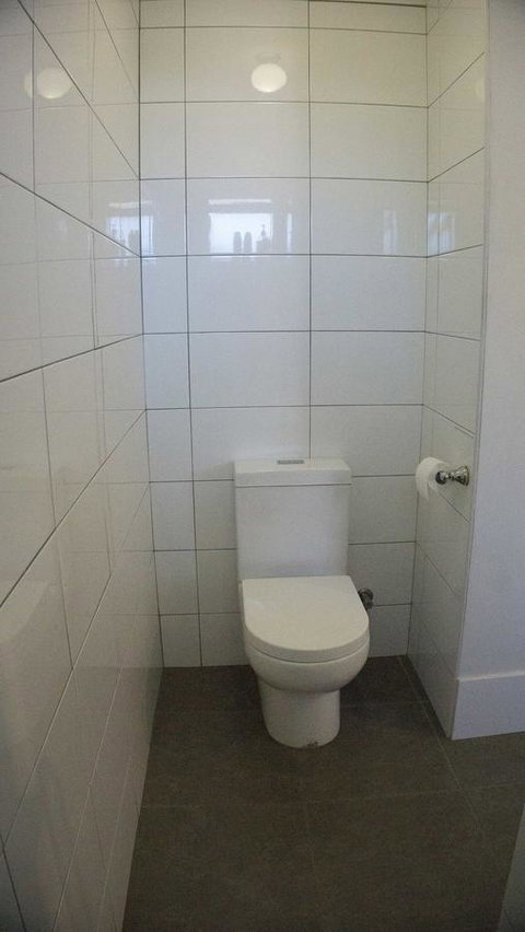 Relax, Bright & Airy Garden Villa - Dalby Accommodation 25