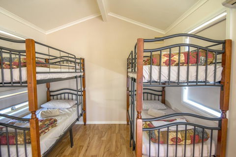 RAC Exmouth Cape Holiday Park - Dalby Accommodation 4