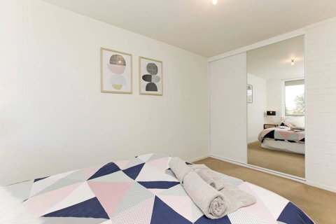 SEA BREEZE â€“ Between Cottesloe Beach & Swan River - Dalby Accommodation 18