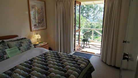 Eleebana Guest House - Dalby Accommodation 8