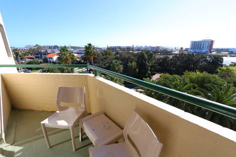 Atrium Hotel Mandurah - Dalby Accommodation 19