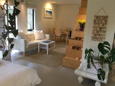 DESIGNER'S STUDIO - Dalby Accommodation 17