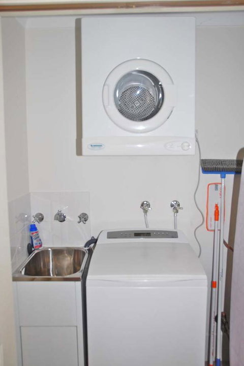 Arcus Apartment - Dalby Accommodation 11