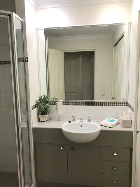 Arcus Apartment - Dalby Accommodation 14