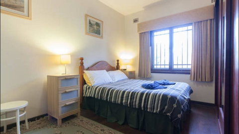Broadway Apartments - Dalby Accommodation 6