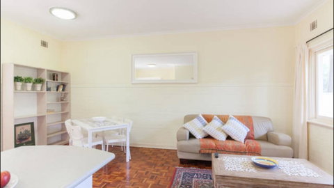 Broadway Apartments - Dalby Accommodation 13