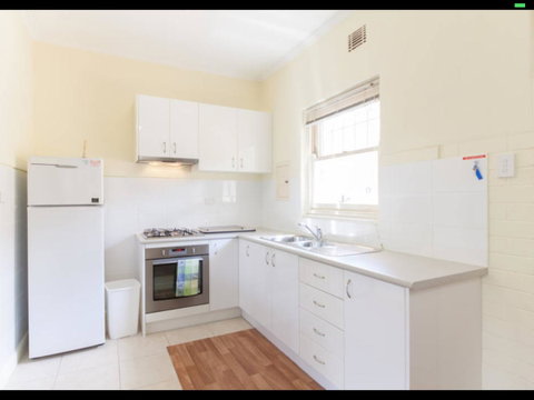 Broadway Apartments - Dalby Accommodation 32