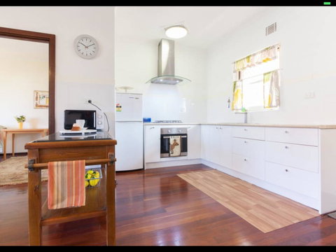 Broadway Apartments - Dalby Accommodation 44