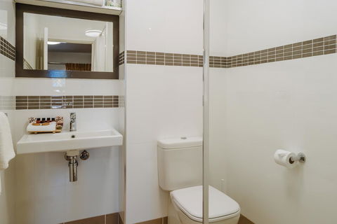Canning Bridge Auto Lodge - Dalby Accommodation 24
