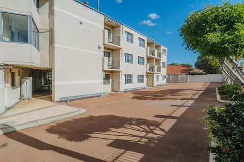 Canning Bridge Auto Lodge - Dalby Accommodation 16