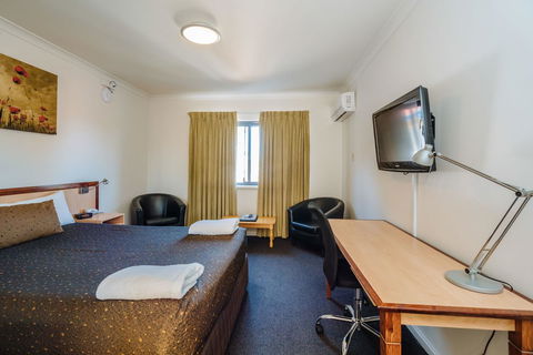 Canning Bridge Auto Lodge - Dalby Accommodation 27