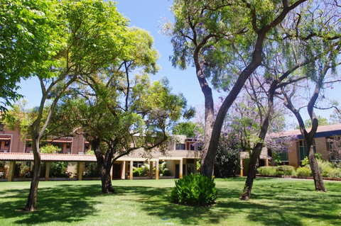 Trinity On Hampden - Dalby Accommodation 7