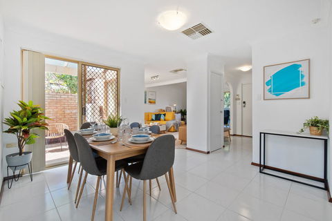Applecross Village Residence - Dalby Accommodation 7