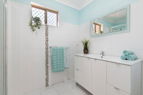 Applecross Village Residence - Dalby Accommodation 22
