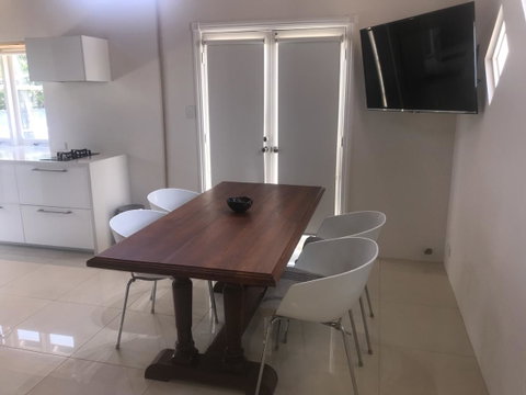 Beach Studio - Dalby Accommodation 6