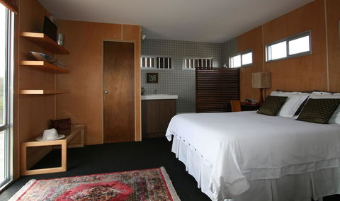 Aqua Views - Dalby Accommodation 10