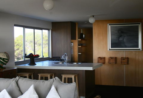 Aqua Views - Dalby Accommodation 9