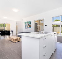 Victoria Park Town House - Dalby Accommodation