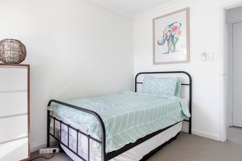 Jane Residence - Dalby Accommodation 33
