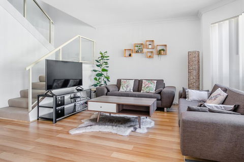 Jane Residence - Dalby Accommodation 1