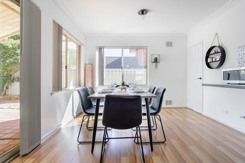 Jane Residence - Dalby Accommodation 16
