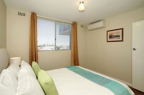 Freo Apartment - Dalby Accommodation 5