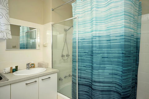 Freo Apartment - Dalby Accommodation 6