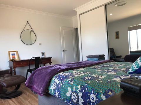 The Mains Guest House 2 Bedroom Farm Stay - Dalby Accommodation 5