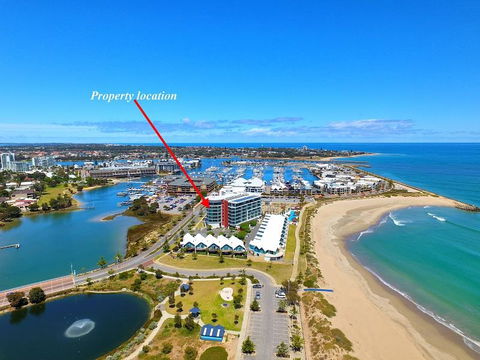 A 406 FANTASTIC OCEAN BEACH And MARINA VIEW APT - MANDURAH - Dalby Accommodation 27