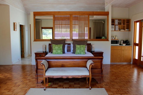 Moana Spa Villas - Prime Yallingup Location - Dalby Accommodation 3