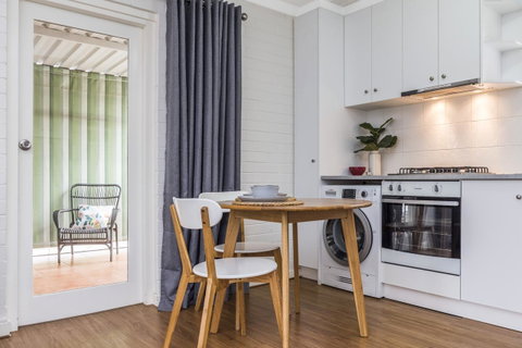 Hensman 10 - Dalby Accommodation 2