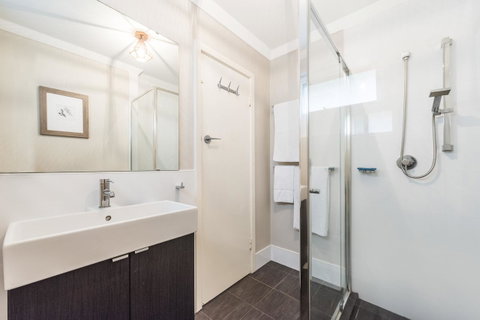Hensman 10 - Dalby Accommodation 15