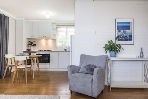 Hensman 10 - Dalby Accommodation 1