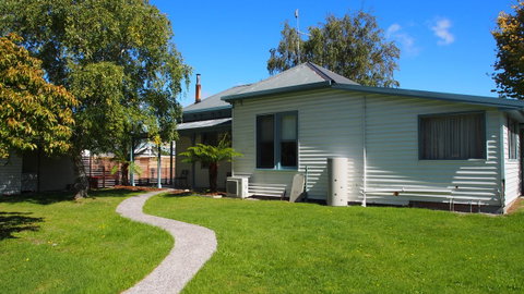 Strahan Retreat Holiday Park - Dalby Accommodation 43