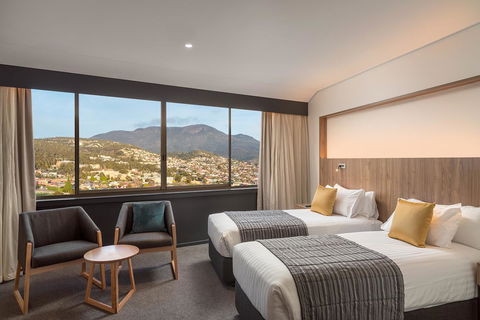 Wrest Point - Dalby Accommodation 10