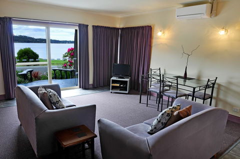 Smugglers Rest Apartments Dover - Dalby Accommodation 11