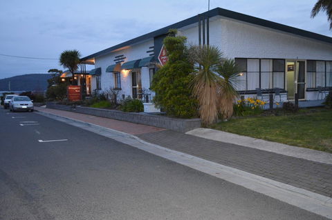 Smugglers Rest Apartments Dover - Dalby Accommodation 4