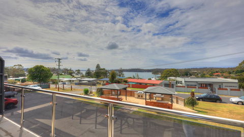 Sweetwater Villas - Dalby Accommodation 6