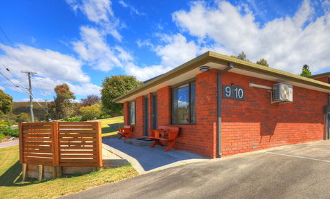 Sweetwater Villas - Dalby Accommodation 27