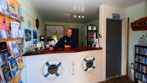 Sweetwater Villas - Dalby Accommodation 28