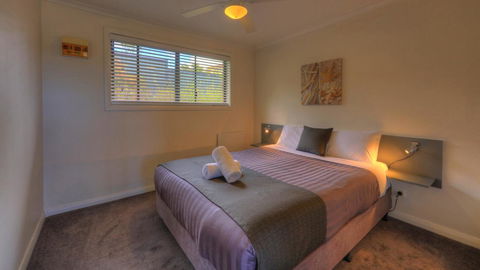 Sweetwater Villas - Dalby Accommodation 23