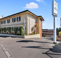 Coach House Launceston - Dalby Accommodation