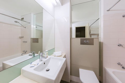 Best Western Plus Launceston - Dalby Accommodation 10