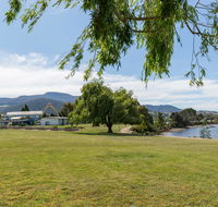 Riverfront Motel  Villas - Dalby Accommodation