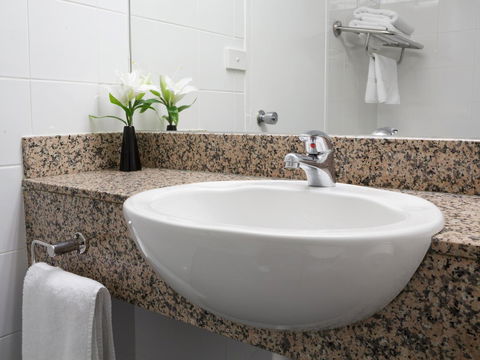 Best Western Hobart - Dalby Accommodation 29
