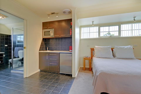 Aloft Boutique Accommodation - Dalby Accommodation 9