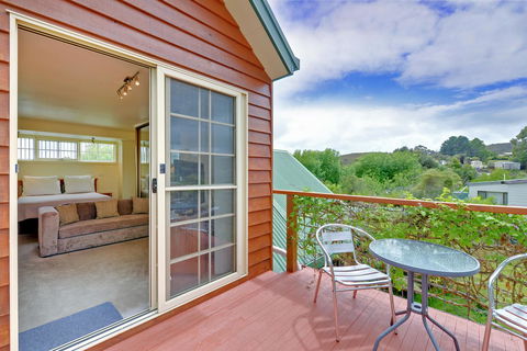 Aloft Boutique Accommodation - Dalby Accommodation 11