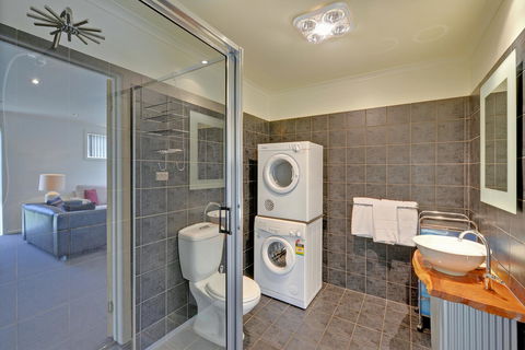 Aloft Boutique Accommodation - Dalby Accommodation 16