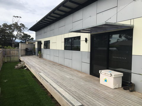 Georges Bay Apartments - Dalby Accommodation 14