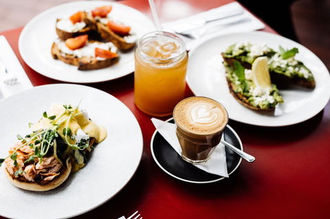 The Henry Jones Art Hotel - Dalby Accommodation 24